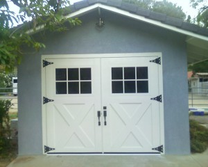 Carrage-House-door-garage-300x240